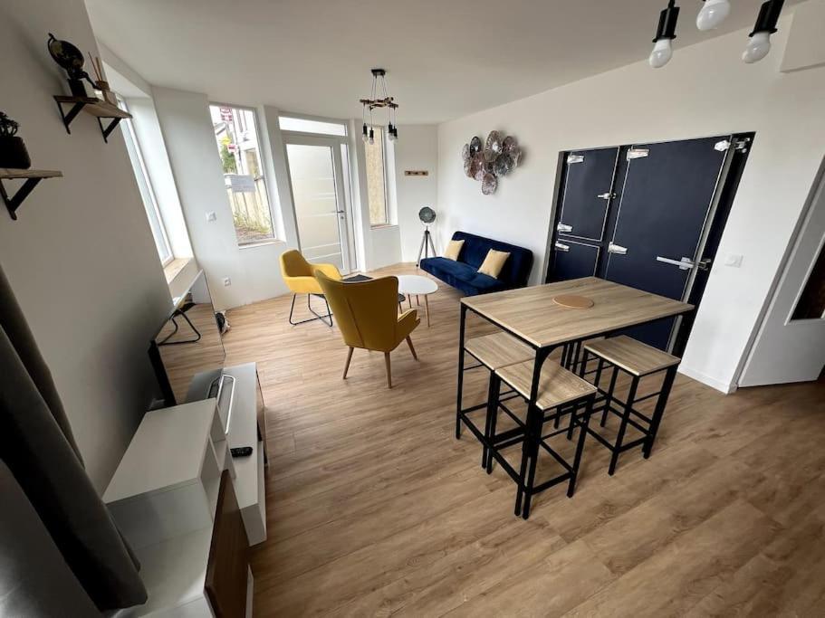 Appartement Avec Belle Vue Ouzouer-Sur-Trezee Экстерьер фото